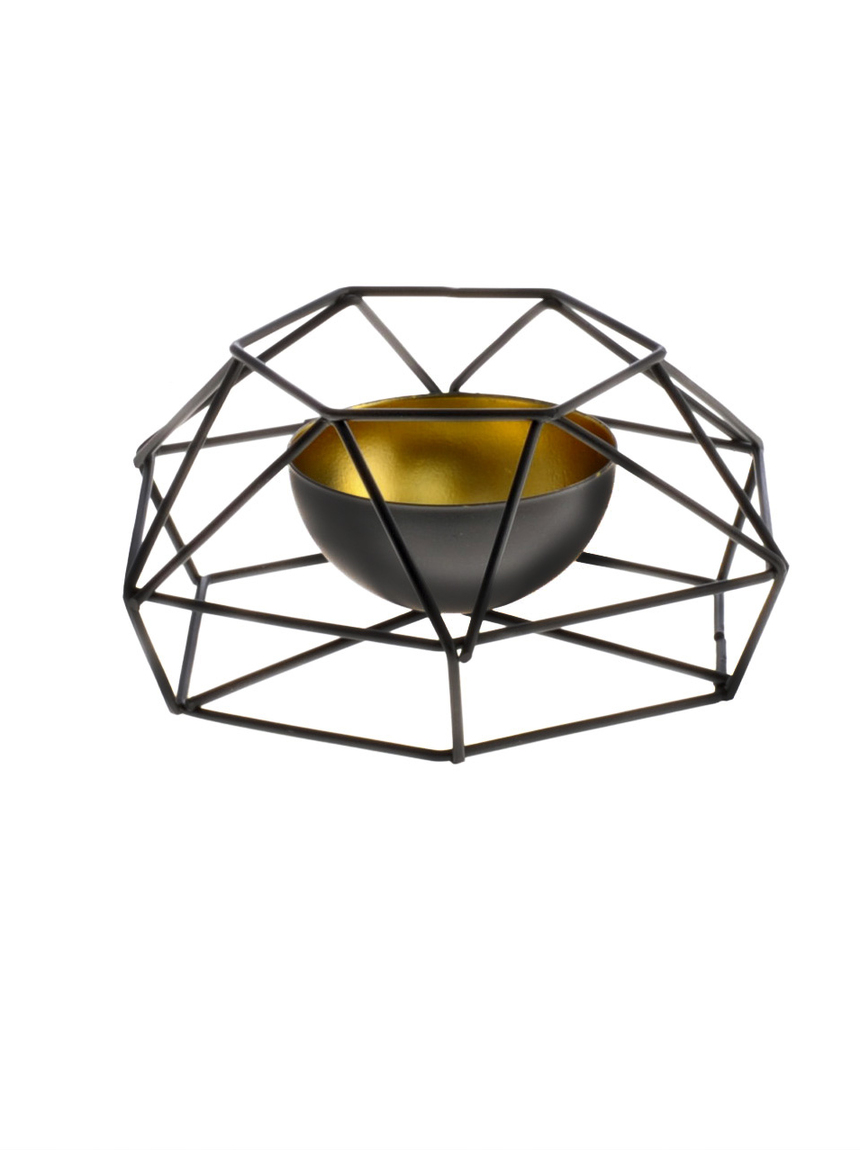 Nowoczesny i stylowy świecznik o geometrycznym kształcie